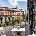 Zentral Gelegenes 3 Schlafzimmer - Mit Einzelbetten Bis 7 Personen * Neustadt an der Weinstraße