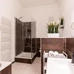 아파트 Zentral Gelegenes 3 Schlafzimmer - Mit Einzelbetten Bis 7 Personen *