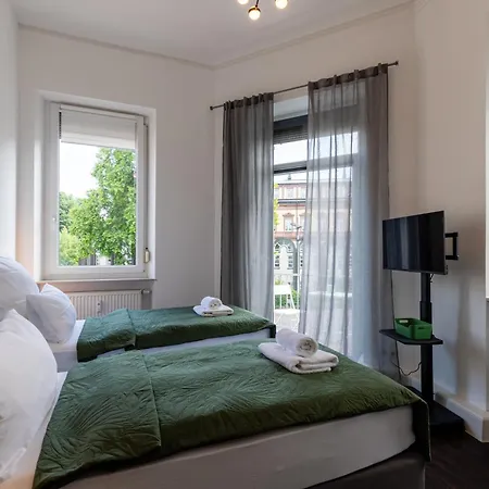 Zentral Gelegenes 3 Schlafzimmer - Mit Einzelbetten Bis 7 Personen 아파트