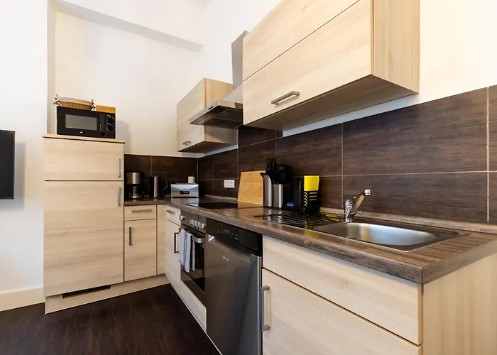 Zentral Gelegenes 3 Schlafzimmer - Mit Einzelbetten Bis 7 Personen Neustadt an der Weinstraße