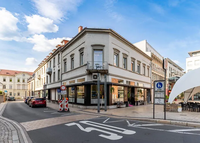 Zentral Gelegenes 3 Schlafzimmer - Mit Einzelbetten Bis 7 Personen Lejlighed Neustadt an der Weinstraße