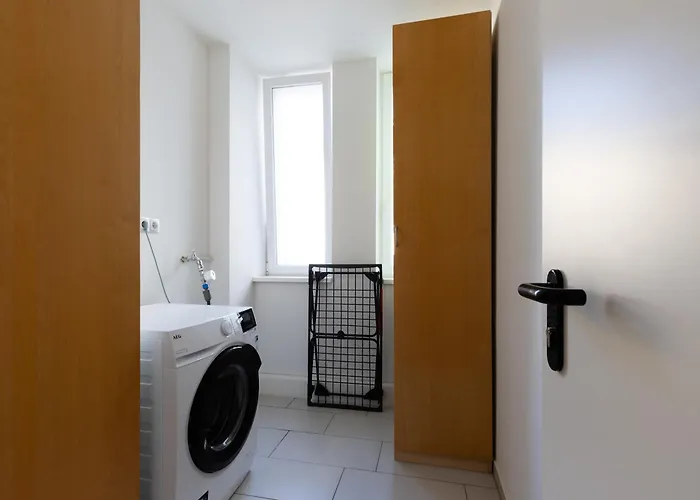 Lejlighed Zentral Gelegenes 3 Schlafzimmer - Mit Einzelbetten Bis 7 Personen *