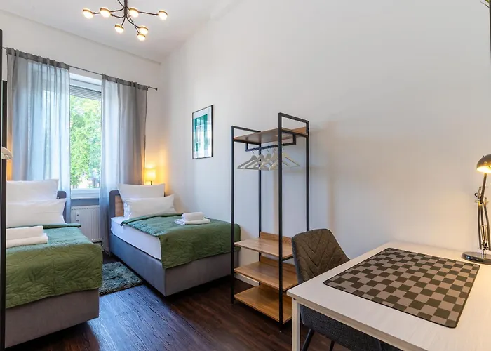 Zentral Gelegenes 3 Schlafzimmer - Mit Einzelbetten Bis 7 Personen Apartmán *