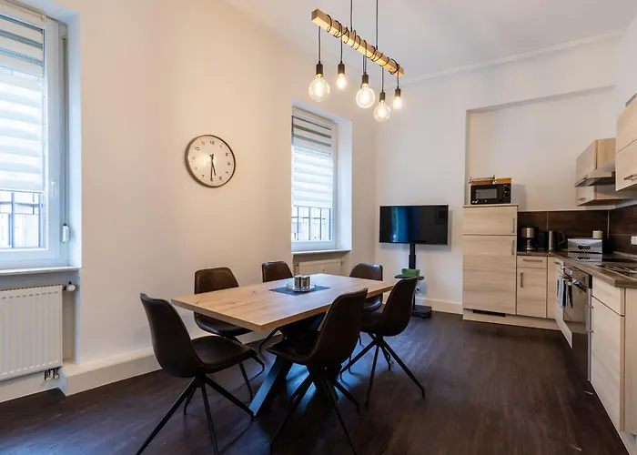 Apartmán Zentral Gelegenes 3 Schlafzimmer - Mit Einzelbetten Bis 7 Personen *